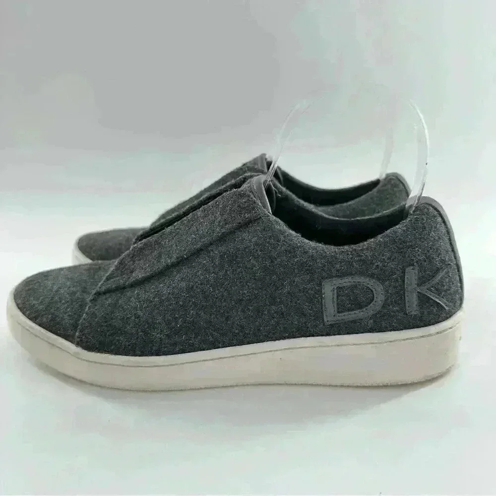 Donna Karan collection womens flats size 7 37.5 Gray wool felt slip ons